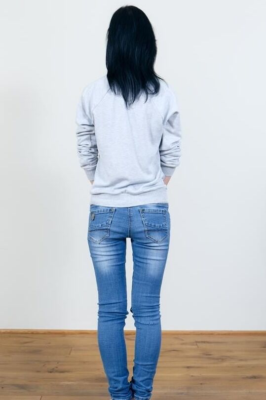 Voodoo thin shopgirl pretty teenager casting