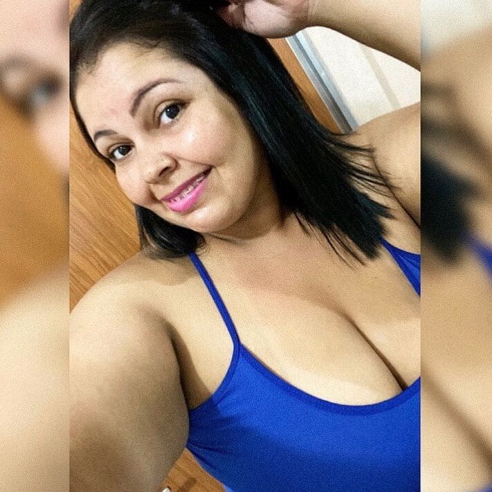 Mature Gloria (brazilian cum explosion milf)