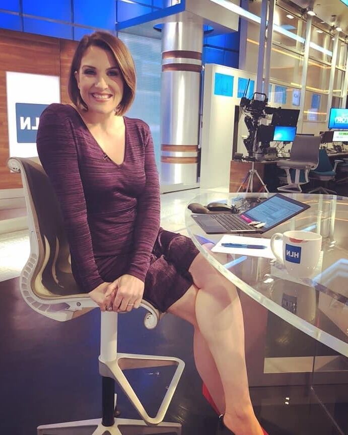 Sexy side of Lynn