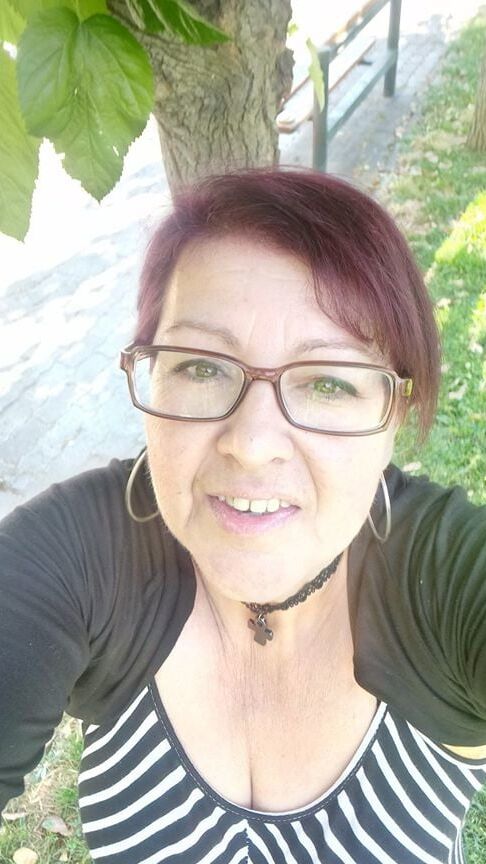 Greek MILF from Social Media : Efterpi