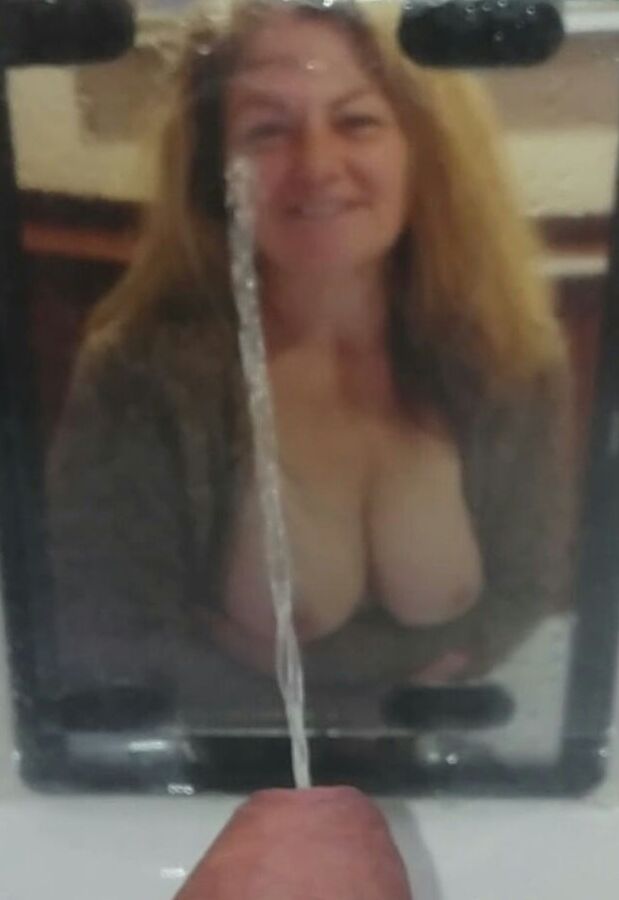 SINNDIE piss tribute photos