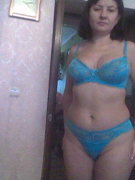 Matures moms aunts wives and gfs
