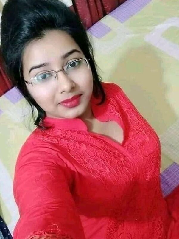 Big boobs girl