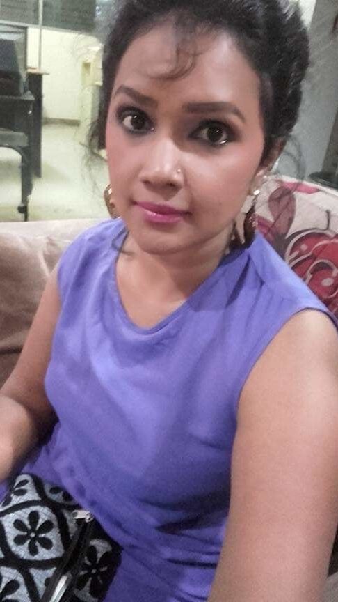 Tamil hot stylish auntys