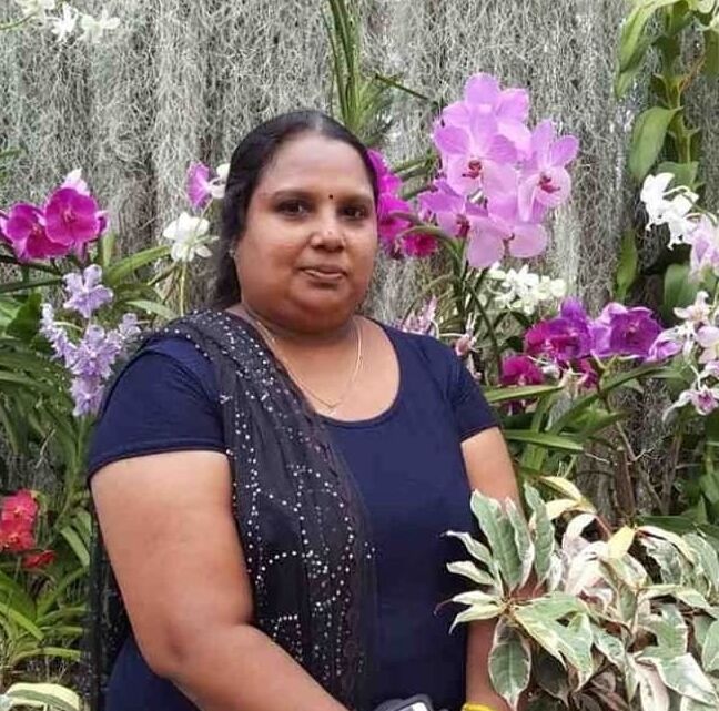 Tamil hot stylish auntys
