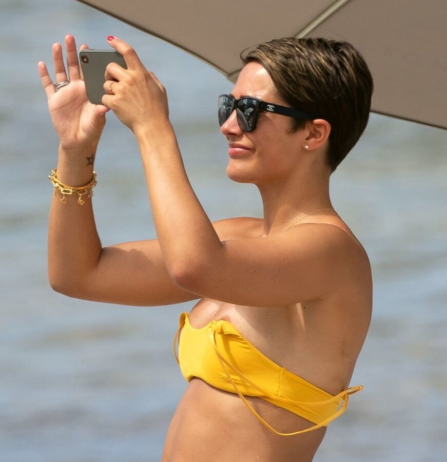 Frankie Bridge oops boobs Miami beach may