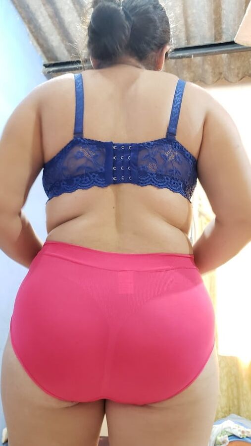 Mrs Andrea Santana yo chubby and hairy