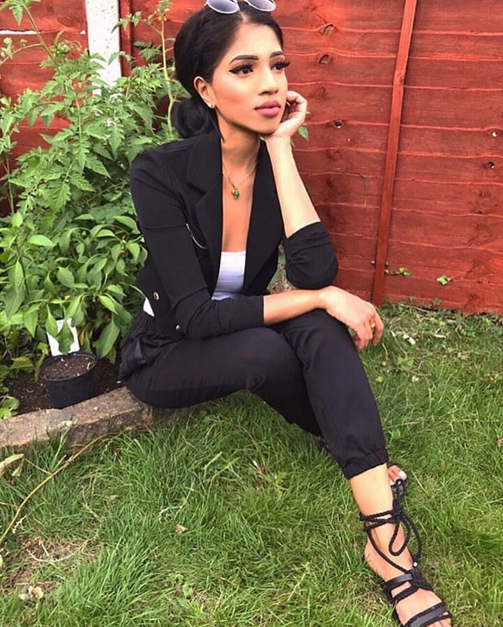Super sexy Paki Indian Arab sluts