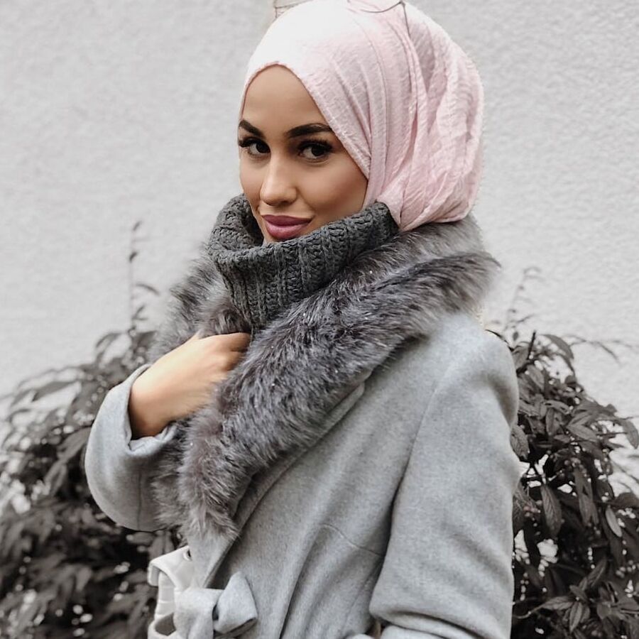 Hot Instagram Hjiab Lady