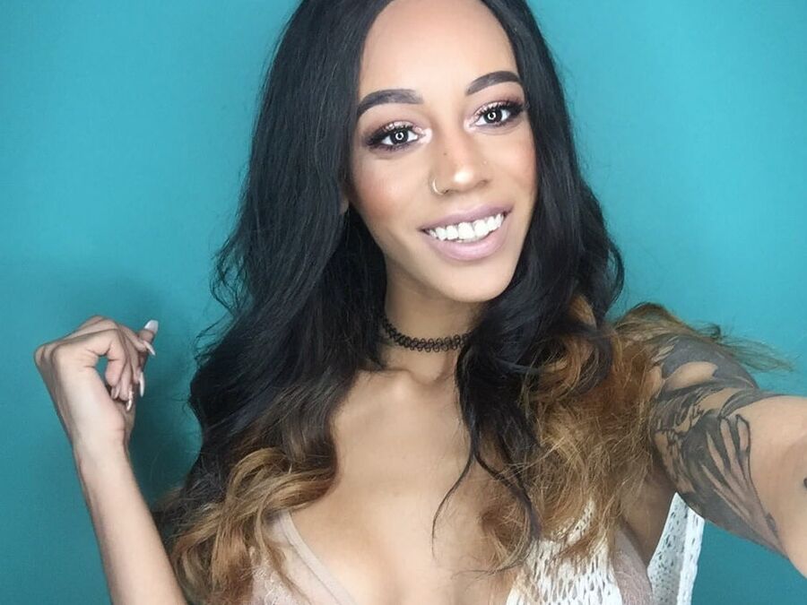 Hot and sexy black yo dream selfie Girl private Pics