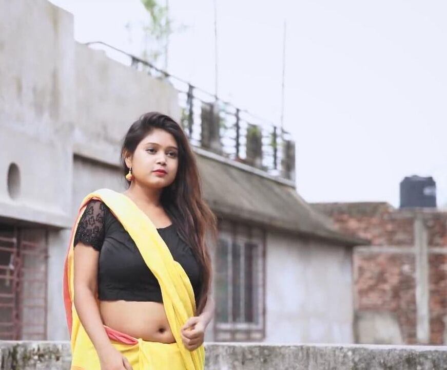 BENGALI Saree lover girl suporna