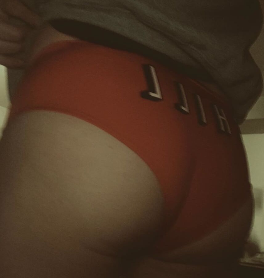 Boss sent me photo of wife
