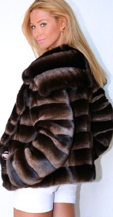 Sexy Fur Models