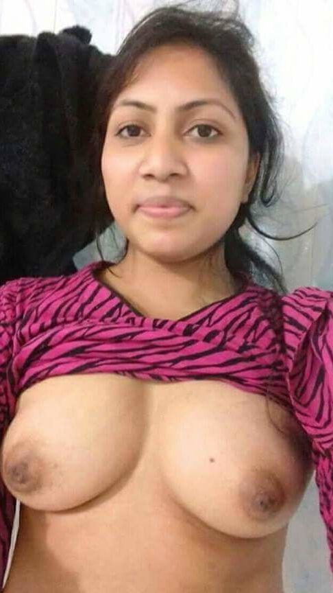 Tamil sexy girls only boobs