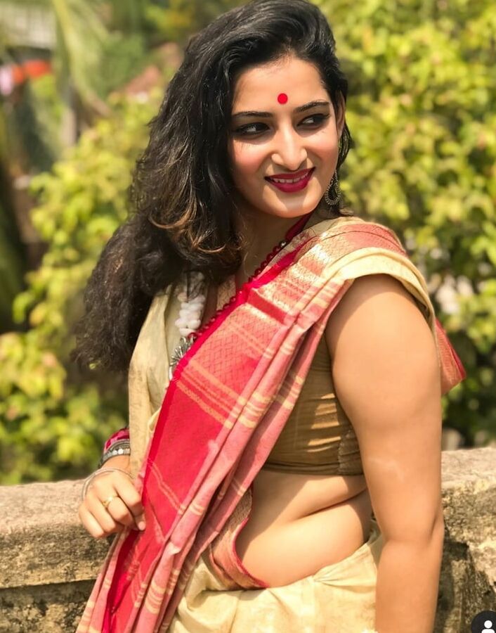 Bengali Hindu Whore Mis Mitra Bitch