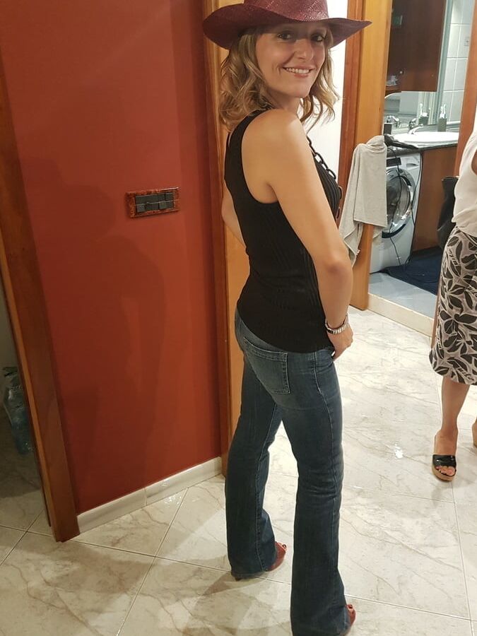 Lorraine Romano webslut needing exposure and reposting
