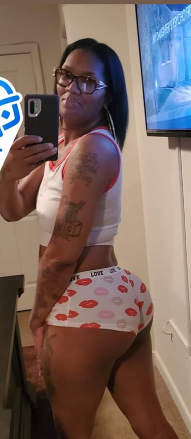 SEXXY MILF
