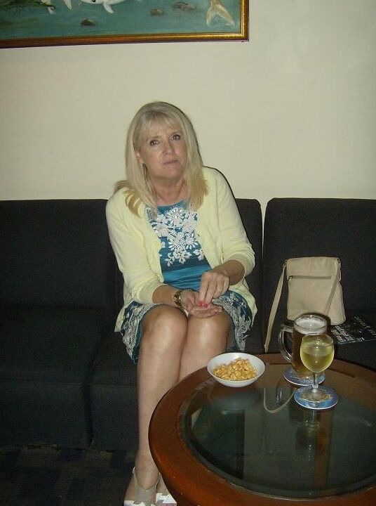 A hot amatuer mature wife