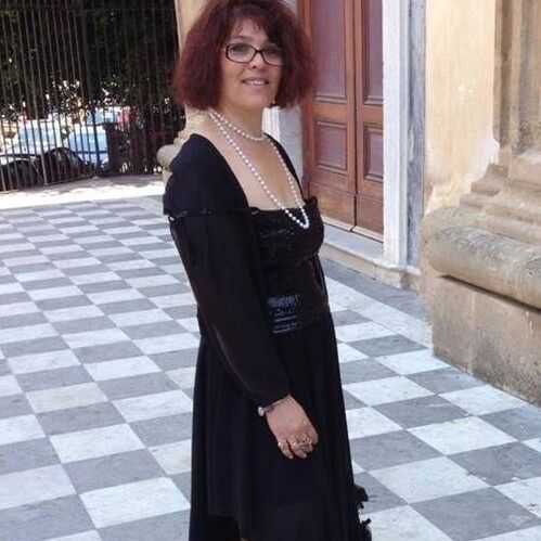 carmela from milano - esibizionista