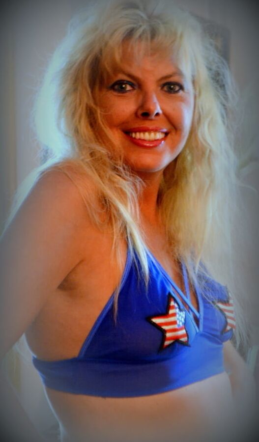 Blonde dirty slutty milf Mary