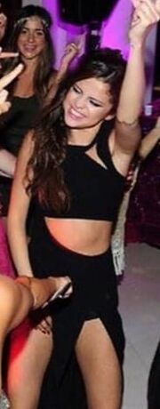 SELENA GOMEZ, THE BEST PARTY FUCK EVER !!!
