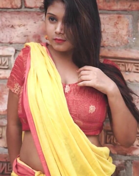 BENGALI Saree lover girl suporna