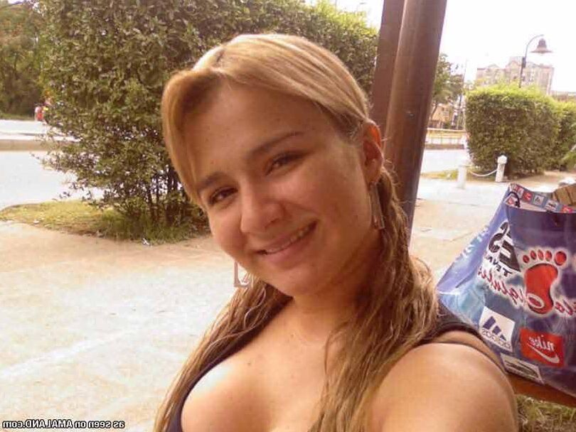 Photos Hot