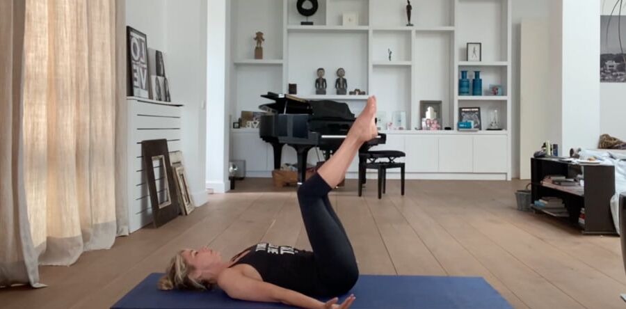 dutch milf Wendy van dijk yoga part