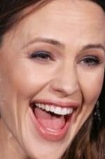 JENNIFER GARNER