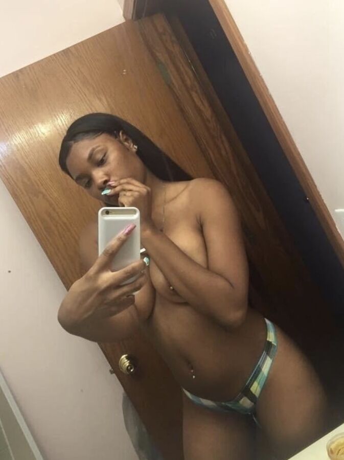 Lil College Bitch