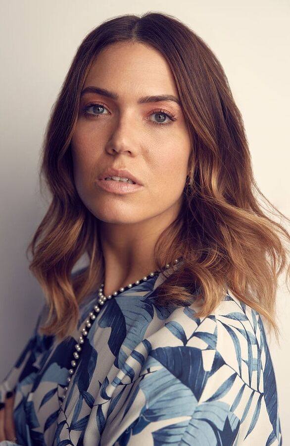 Mandy Moore - The Wrap ()