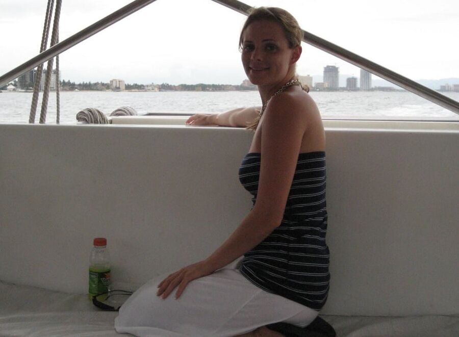 Sexy wife on vacation