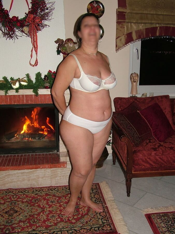 mature curvy and bbw in lingerie