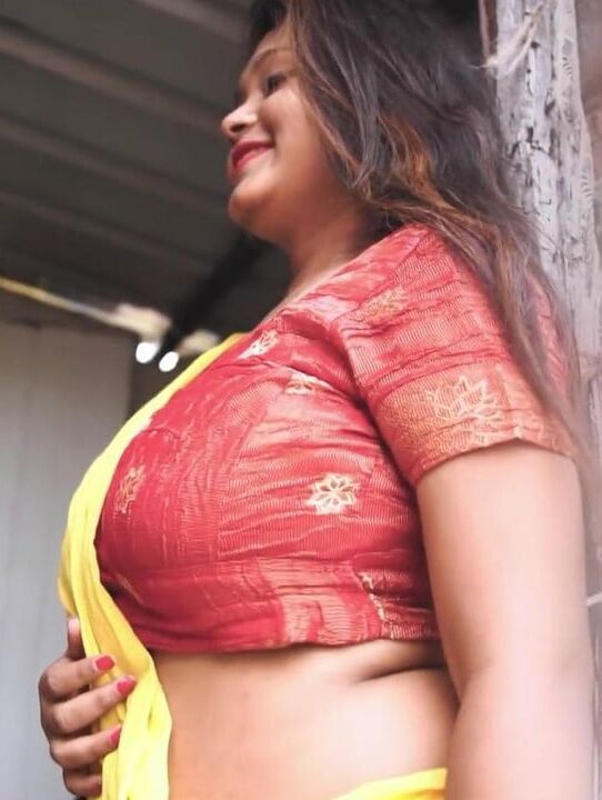 BENGALI Saree lover girl suporna