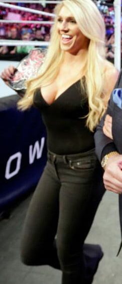 WWE Charlotte Flair