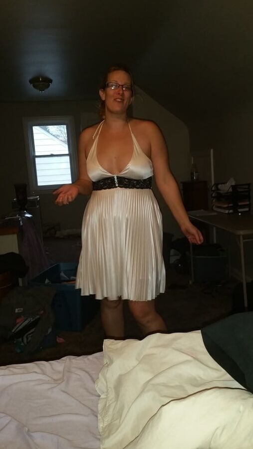 Chubby slut exposed