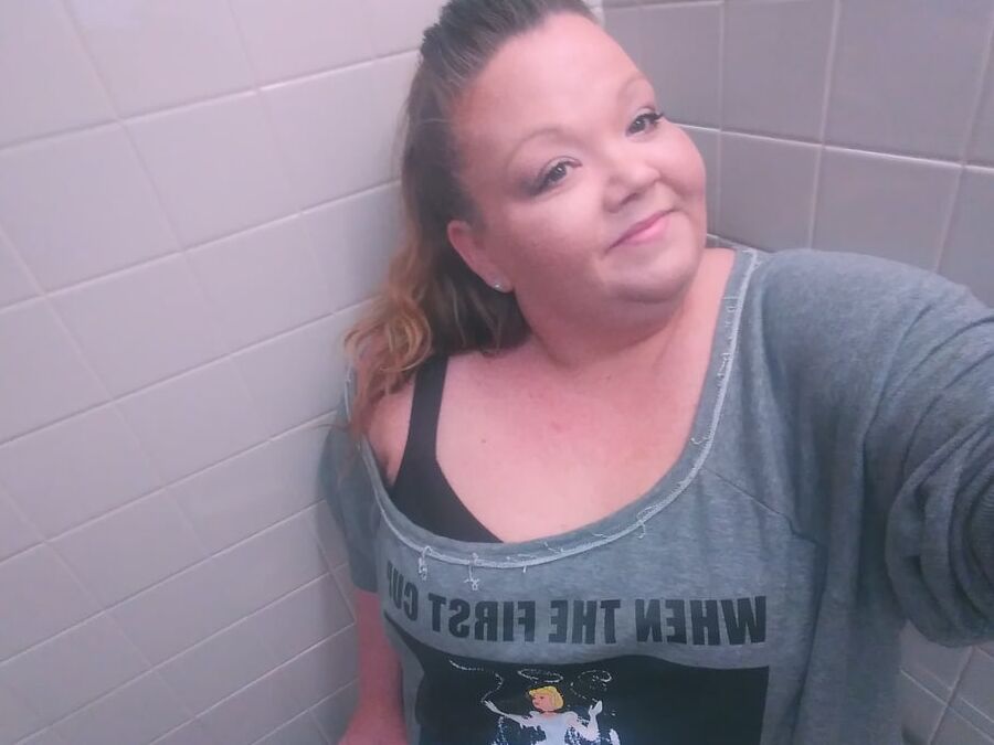 Big pretty bitch!!!