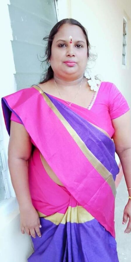 Tamil hot stylish auntys