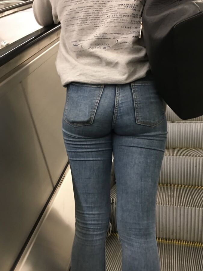 Mix ass creeps
