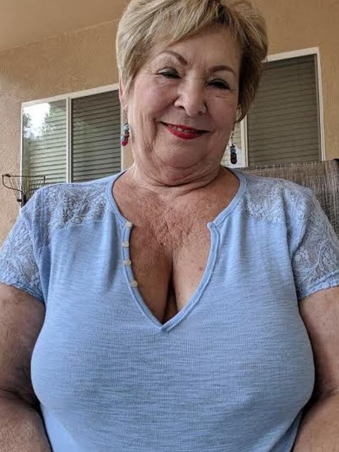 Granny with yummy tits