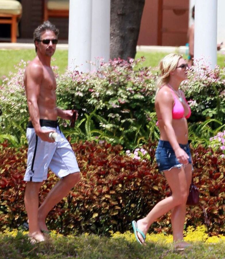 Britney Spears Great Pokies Tits