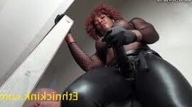 Ebonies wearing strapon