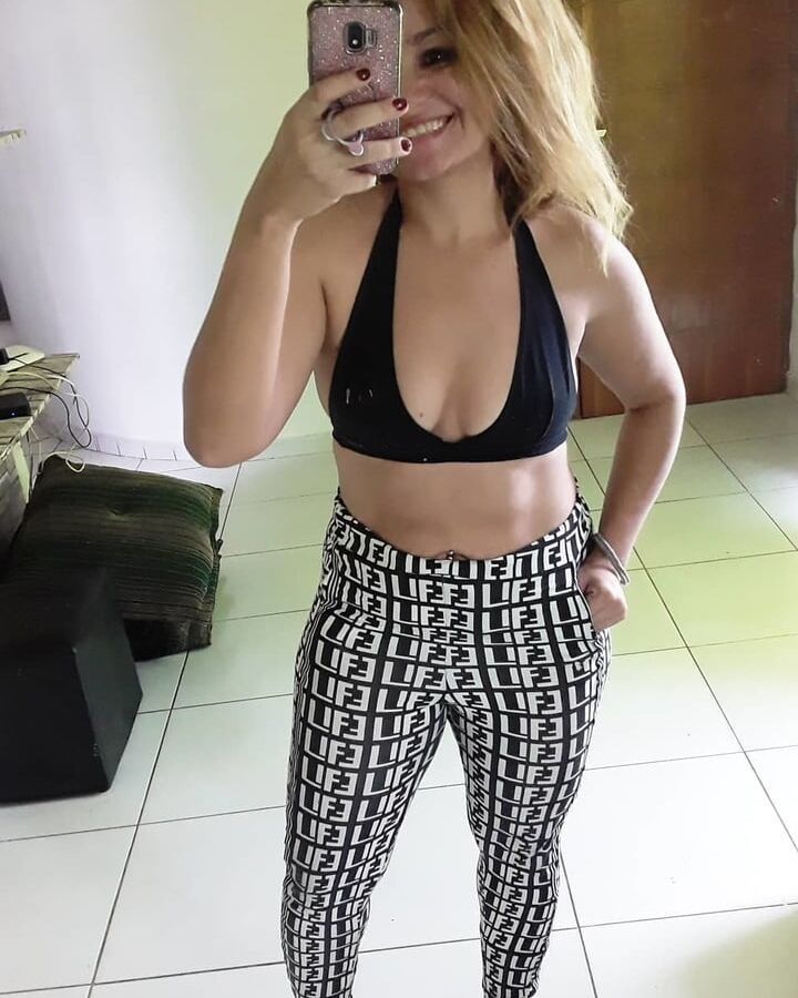 Coroa gostosa tezuda