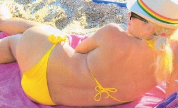 Greek Celebrity : Menegaki
