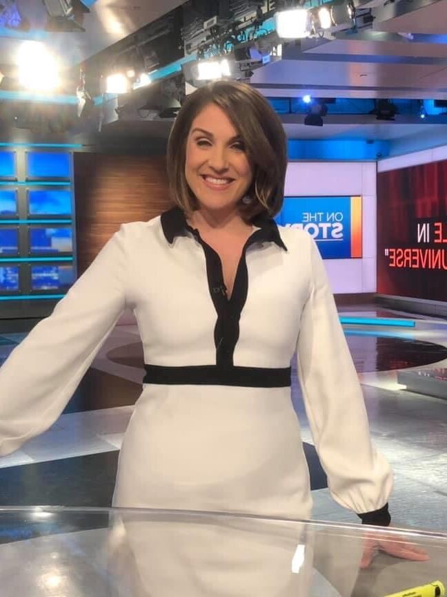 Sexy side of Lynn
