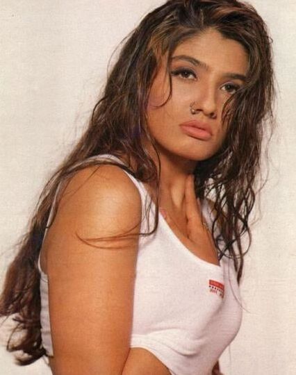 Raveena tandon sexy hot