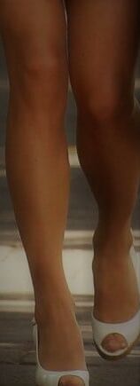 feet nylon