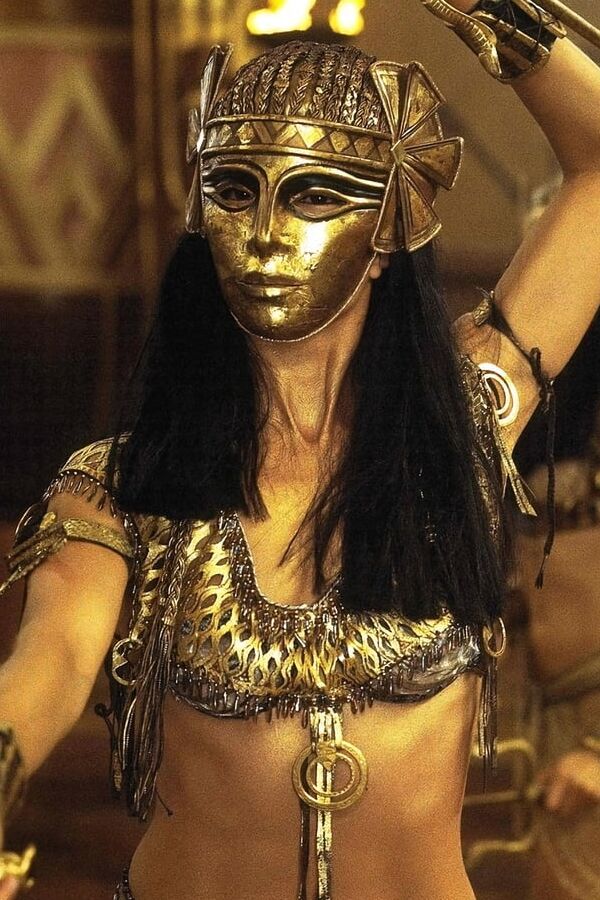 mummy masked bitch