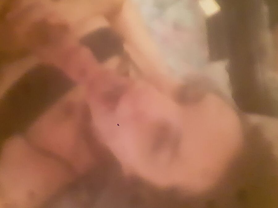 Slut loves camera