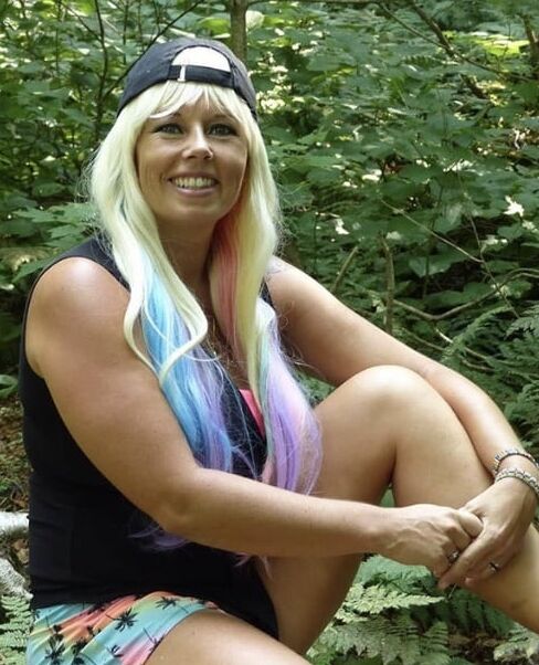 Blonde Milf, Mature, Bikini